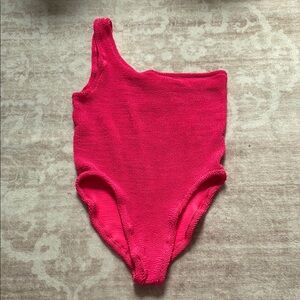 Hunza G One-Shoulder Pink Swimsuit